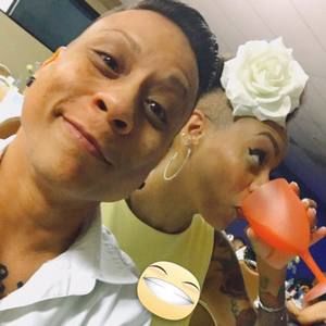 Meet your Posher, Yolanda